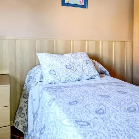 Awesome In With 3 Bedrooms And Wifi Estepona